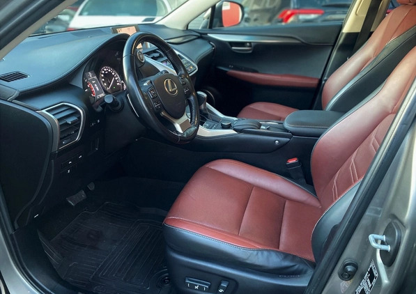 Lexus NX cena 127900 przebieg: 62076, rok produkcji 2017 z Jedlicze małe 254